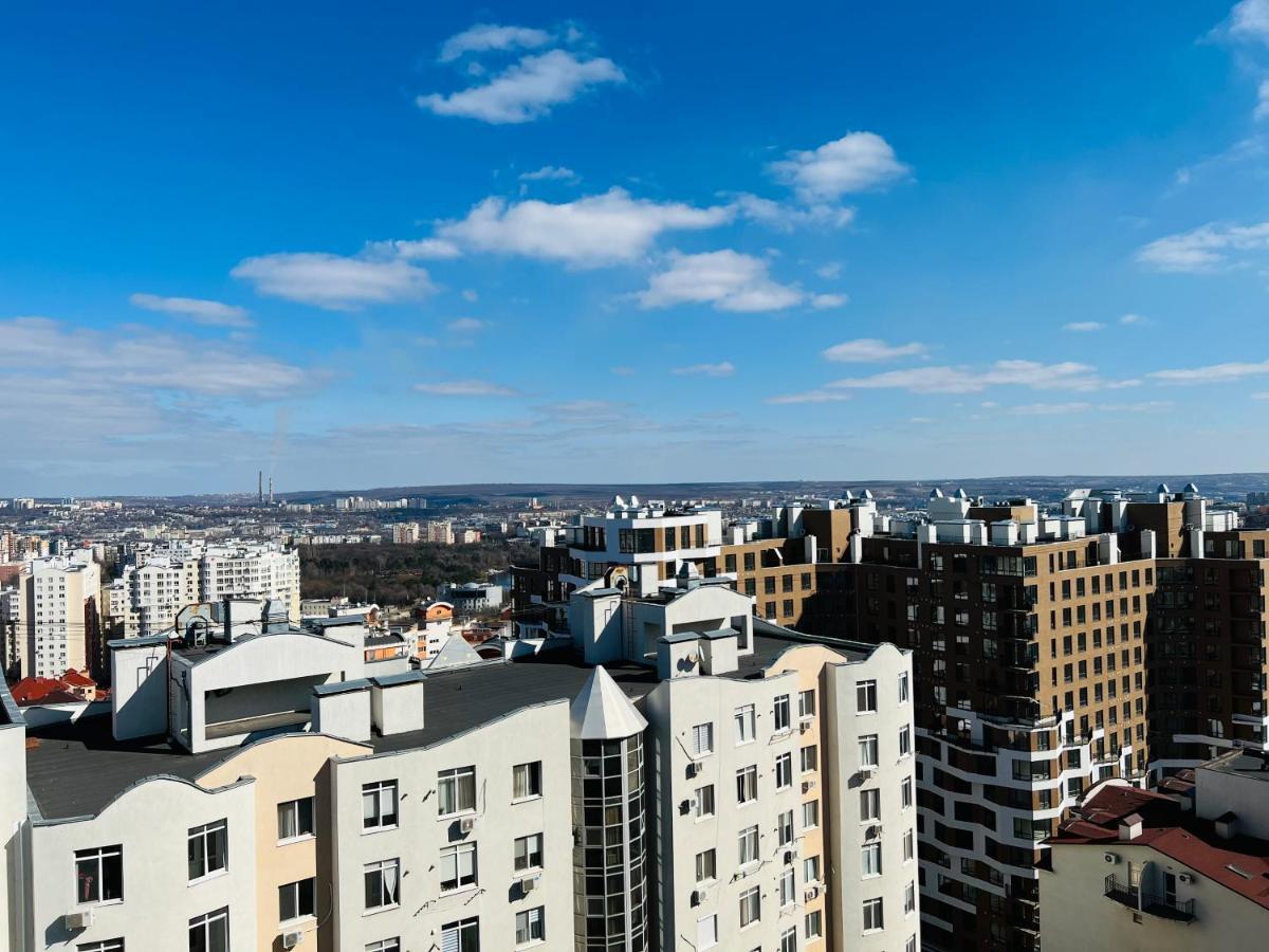 Comfortable Apartment With A Panoramic View Chisinau Exterior photo